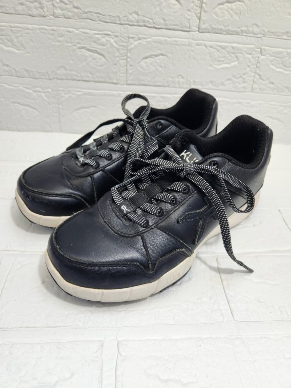 KURU Kinetic Walking Shoes Women Size 6.5 Black Leather Low Top Comfort Lace-Up